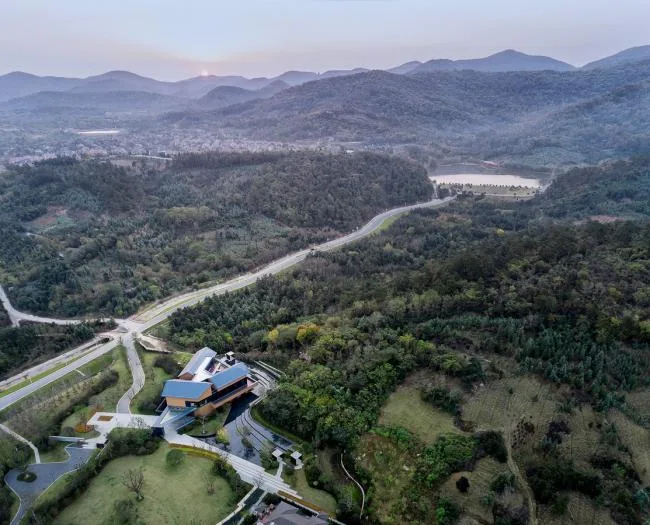 BIM Architecture | Renheng Nanjing Phoenix Mountain Residence Hot Spring Club/Shanghai Zhongfang Architectural Design