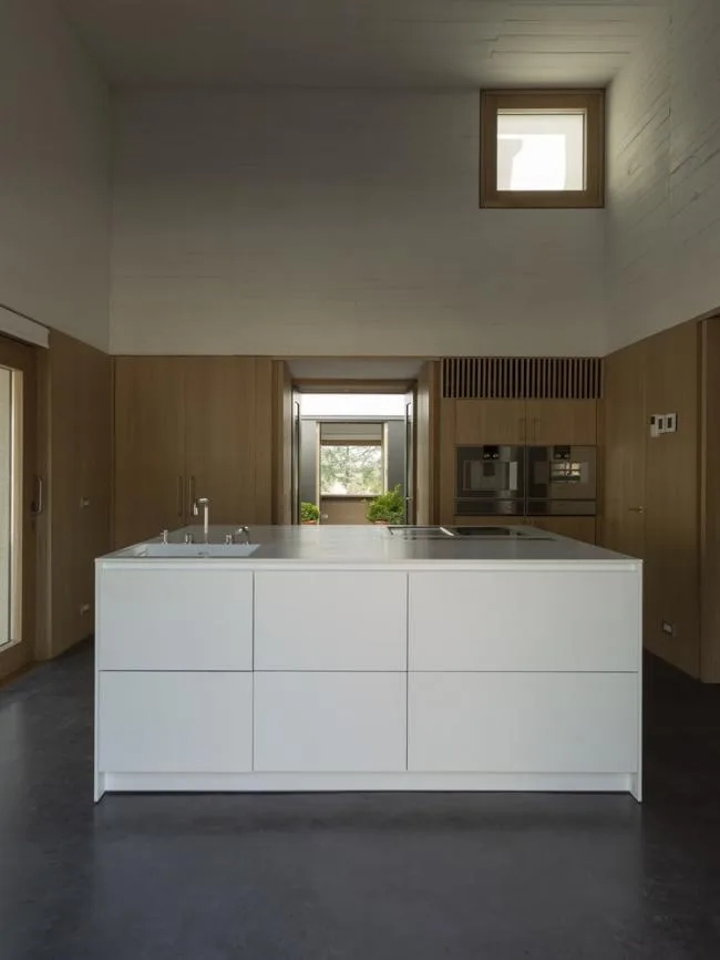 BIM Architecture | Cautious and Flexible: Caseres Stone Room/Tu ñó n Arquitectos