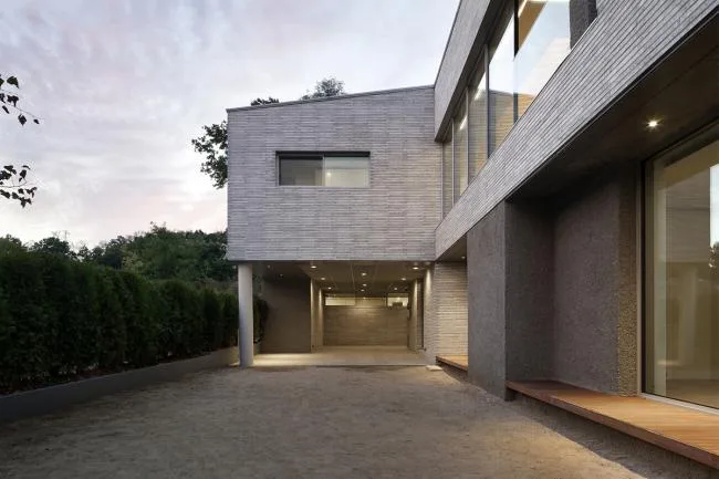 BIM architecture | Three courtyard houses/D • LIM architects
