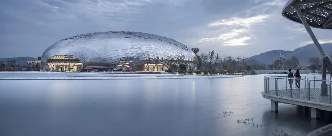 BIM Architecture | Combining with the National Geographic Information Governance Forum Deqing Forever Venue/Zhejiang New Year's Eve School Architectural Design and Research Institute Co., Ltd