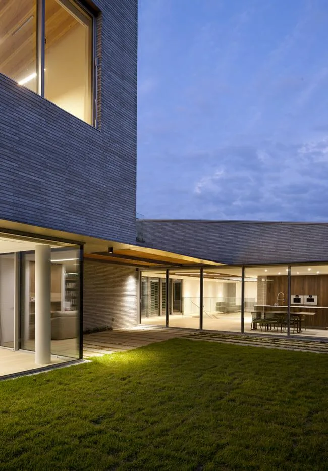 BIM architecture | Three courtyard houses/D • LIM architects