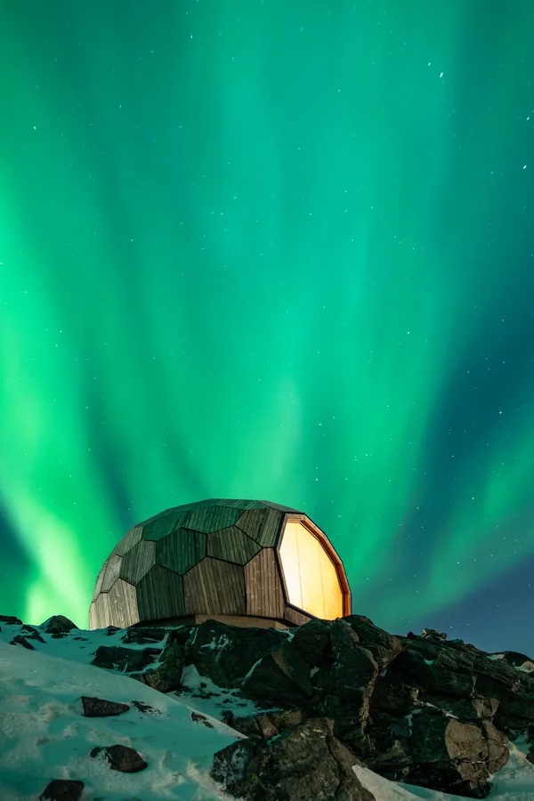 BIM architecture | Hiking traveler's beacon, rock hut under the Northern Lights/PINN Arkitekter