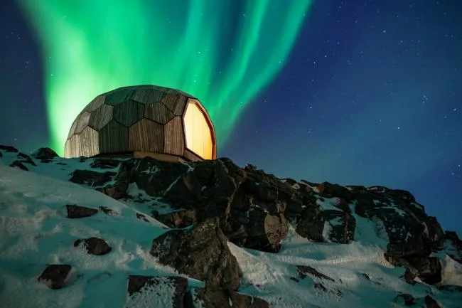 BIM architecture | Hiking traveler's beacon, rock hut under the Northern Lights/PINN Arkitekter