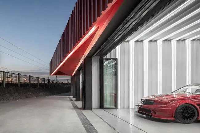BIM Architecture | A Social Experiment for Car Enthusiasts, The Pit House Car Club/Building Up and Building Down Studio