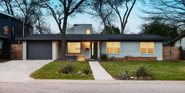 BIM Architecture | A simple and charming expansion/photographer's studio