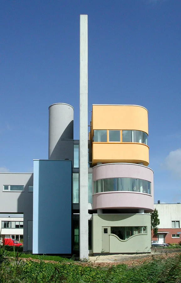 BIM Architecture | A Rebirth of Abandoned Design Years Later, a Stereoscopic Room Divided by a Giant Wall/Wall House 2