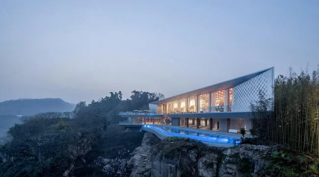BIM Architecture | Cliff Top, Grid Space - Chongqing Yulin Mansion Art Center/Chengzhi Design
