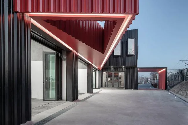 BIM Architecture | A Social Experiment for Car Enthusiasts, The Pit House Car Club/Building Up and Building Down Studio