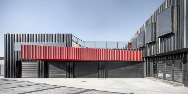BIM Architecture | A Social Experiment for Car Enthusiasts, The Pit House Car Club/Building Up and Building Down Studio