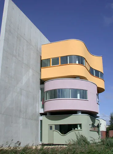 BIM Architecture | A Rebirth of Abandoned Design Years Later, a Stereoscopic Room Divided by a Giant Wall/Wall House 2