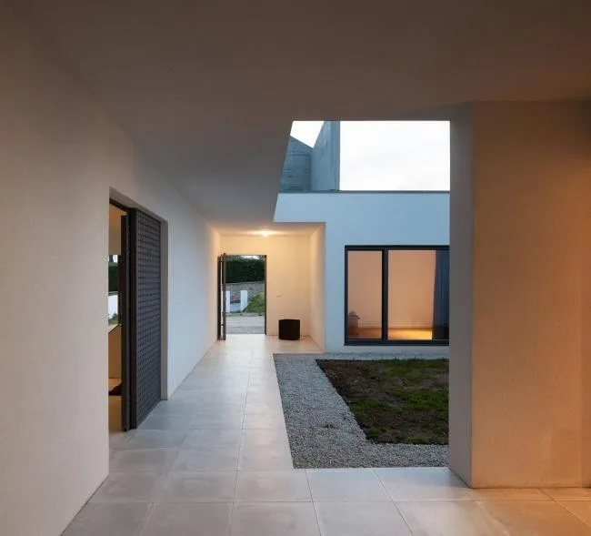 BIM Architecture | Extended Scenery, Tranquil Home/DRK. Architects