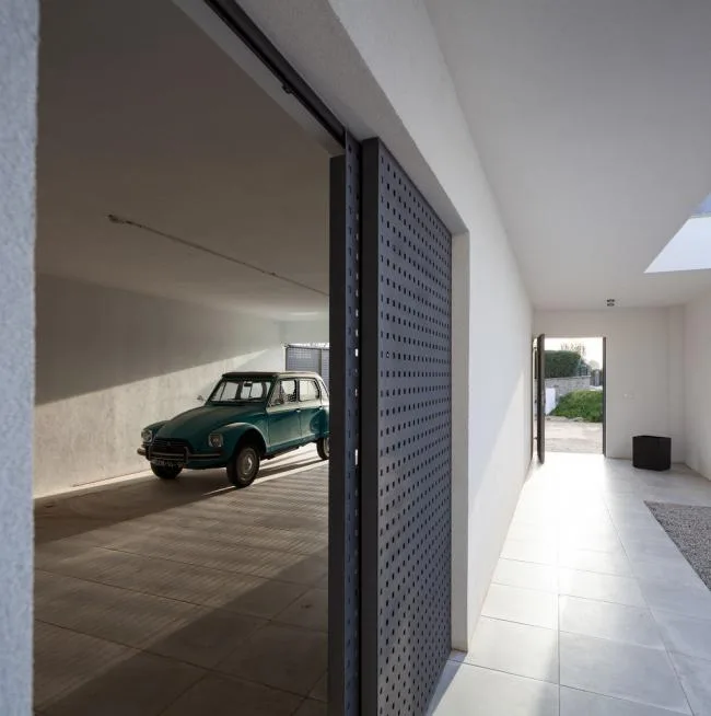 BIM Architecture | Extended Scenery, Tranquil Home/DRK. Architects