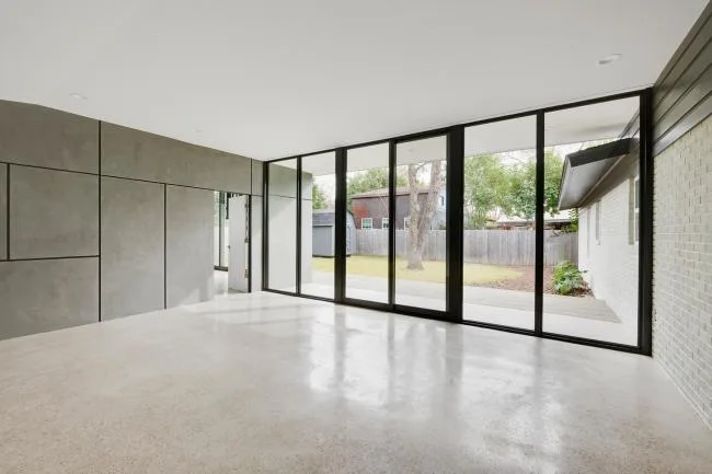BIM Architecture | A simple and charming expansion/photographer's studio