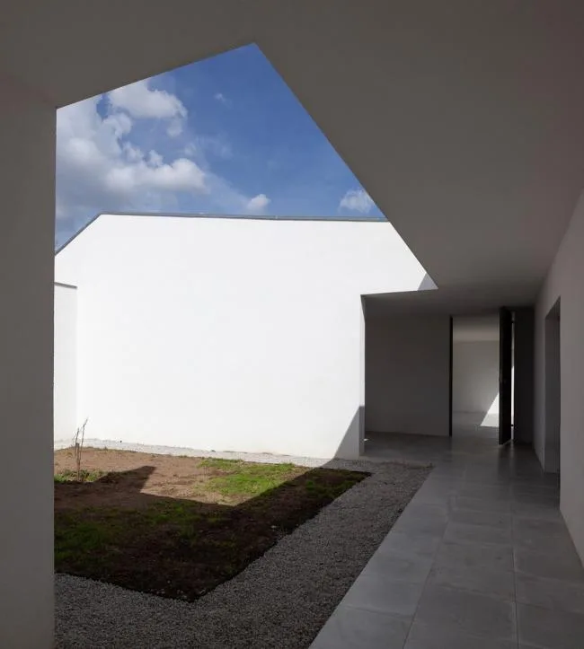BIM Architecture | Extended Scenery, Tranquil Home/DRK. Architects