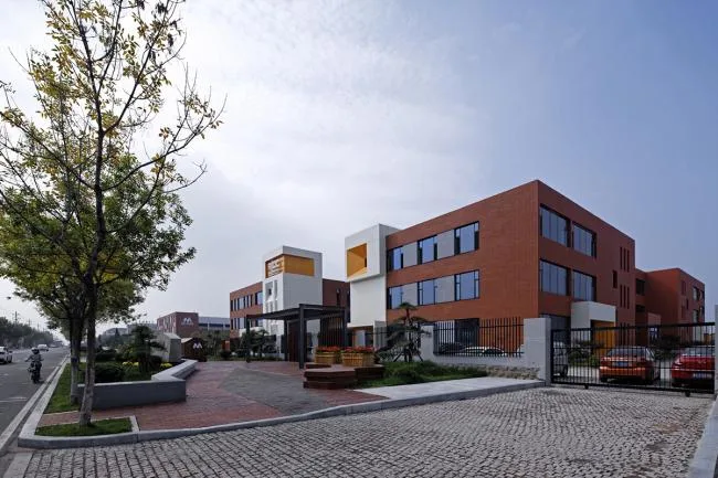 BIM Architecture | Sunshine Shines, Rizhao Industrial Design Mid Reform Design/Shanghai Shanxiang Architectural Design