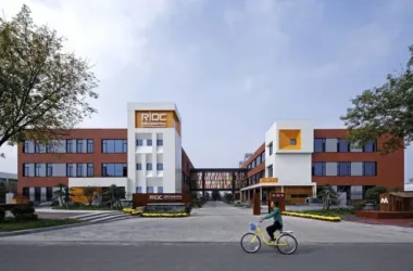 BIM Architecture: Sunshine Shines in Rizhao Industrial Design Renovation by Shanghai Shanxiang-BIM WORLD