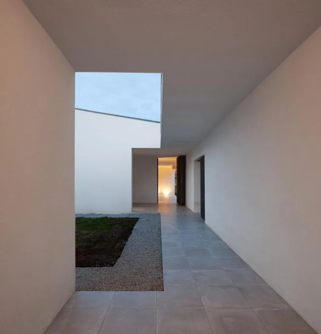 BIM Architecture | Extended Scenery, Tranquil Home/DRK. Architects