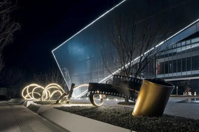 BIM Architecture | Time Solidifies, Time Never Dies - Space Director/Basic Element Architecture Design under the Camera