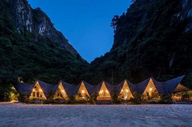 BIM Architecture | Looking at the Sun from a Distance, Sand Shore and Ship Owner, Vietnam Langham Bay Bamboo Resort Hotel/Wu Chongyi Architectural Firm