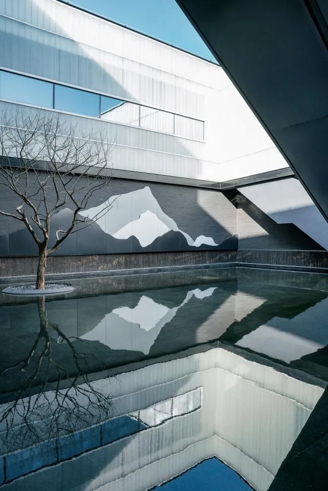 BIM Architecture | Experience the Art of Hidden Life in a Quiet and Poetic Space: Lingxiushan Art Museum/HYP-ARCH by Hope Group