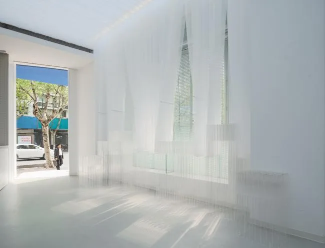 BIM Architecture | Twelve Lines of Poetry Hidden in Space: By JOVE Flower Shop/Mur Mur Lab