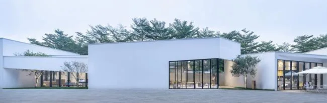 BIM Architecture: Designing a Stylish and Minimalist Lifestyle Aesthetics Museum with Ink Photography-BIM WORLD