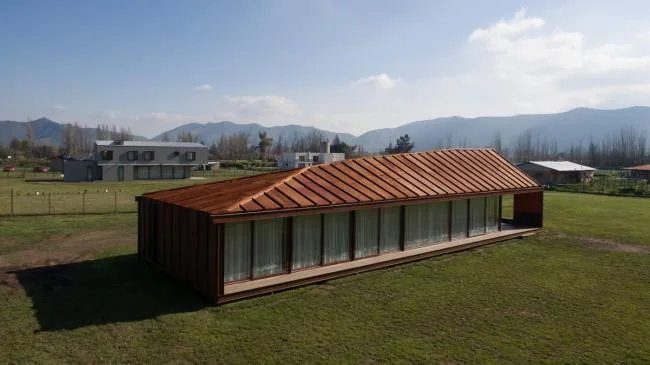 BIM Architecture | Red Hut on Village Grassland: PH2 Room/DX Arquitectos