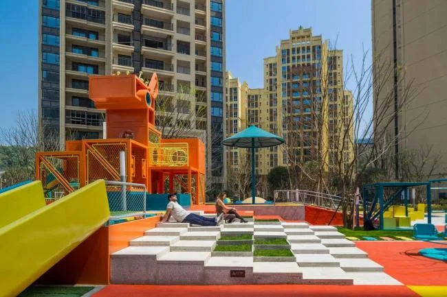 BIM Architecture | Colorful Pixel Paradise/100 Architects