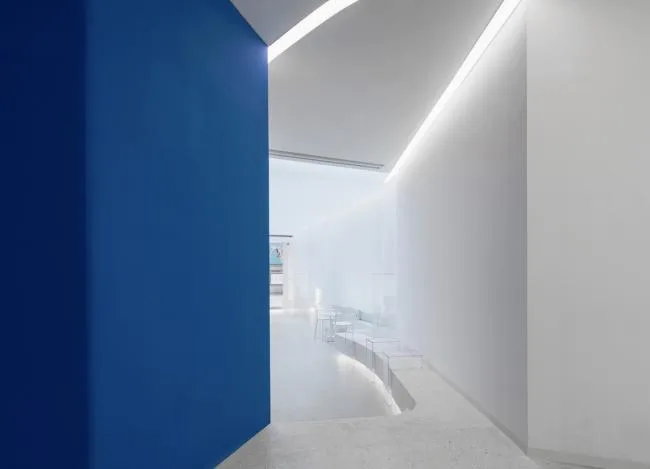 BIM Architecture | Twelve Lines of Poetry Hidden in Space: By JOVE Flower Shop/Mur Mur Lab