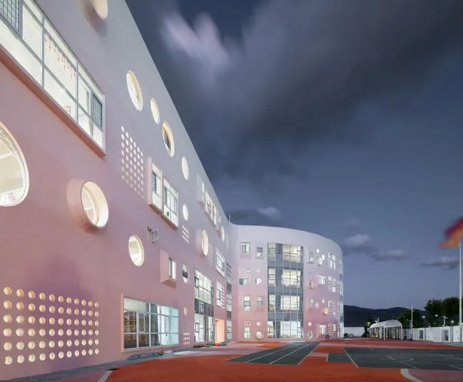 BIM Architecture | A Touchable Utopia, a Realizable Fantasy Country - Candy Fantasy Garden/Xi'an Dika Kindergarten Design Center
