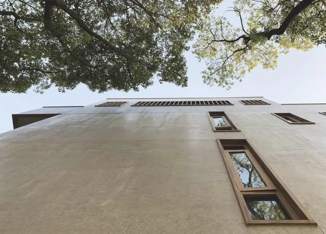 BIM Architecture | Elegant and Delicate, Linglong and Transparent, Private Residence of Ningbo Artist / Shanghai Jifan Architectural Design Firm
