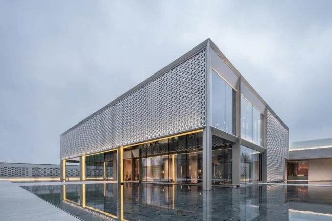 BIM Architecture | Green Pine and Cypress, Mirror Water Courtyard: Chongqing Vanke Emerald Park/Shanghai Riqing Architectural Design