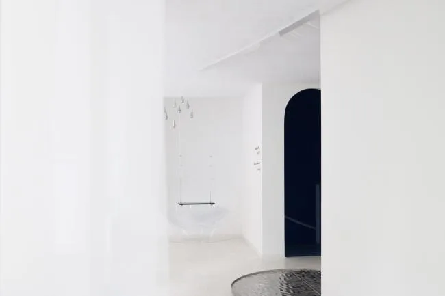 BIM Architecture | Twelve Lines of Poetry Hidden in Space: By JOVE Flower Shop/Mur Mur Lab