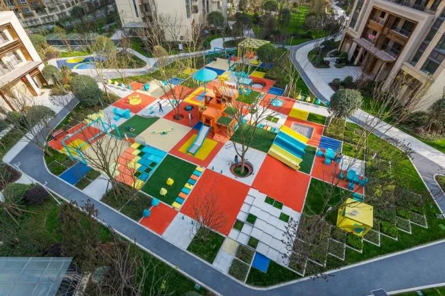 BIM Architecture | Colorful Pixel Paradise/100 Architects