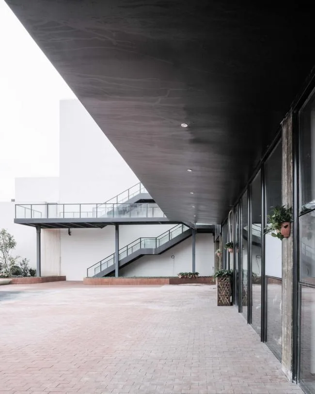 BIM Architecture | Plain Porcelain Tiles, Curve Drawing, Shanghai Shenyao Art Center (Phase I)/Liu Yuyang Architecture Firm