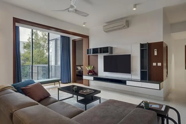 BIM Architecture | Concave and Irregular, Breaking Order: RL Room/SDeG in Bangalore