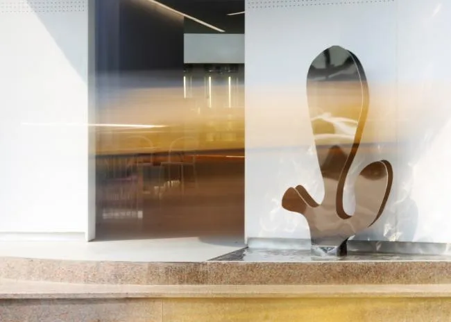 BIM Architecture | Twelve Lines of Poetry Hidden in Space: By JOVE Flower Shop/Mur Mur Lab