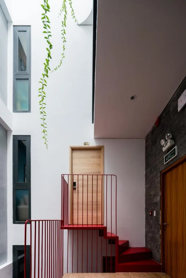 BIM Architecture | Vertical Flower Garden Room Smiling in the Wind/H2