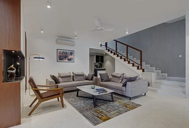 BIM Architecture | Concave and Irregular, Breaking Order: RL Room/SDeG in Bangalore
