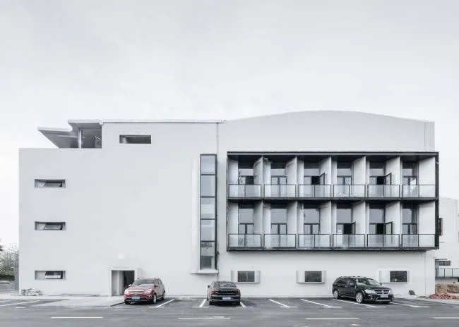 BIM Architecture | Plain Porcelain Tiles, Curve Drawing, Shanghai Shenyao Art Center (Phase I)/Liu Yuyang Architecture Firm