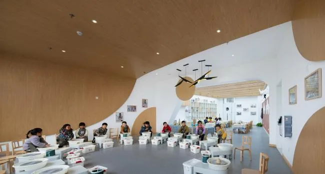BIM Architecture | A Touchable Utopia, a Realizable Fantasy Country - Candy Fantasy Garden/Xi'an Dika Kindergarten Design Center