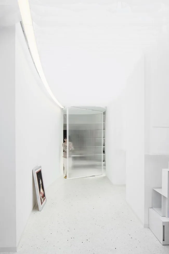 BIM Architecture | Twelve Lines of Poetry Hidden in Space: By JOVE Flower Shop/Mur Mur Lab