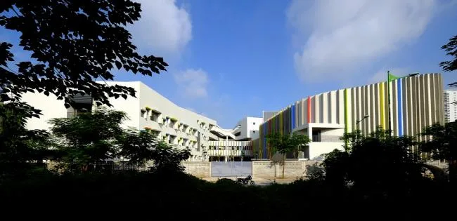 BIM Architecture | Dynamic Green Dream Campus: Ecological Line School/1+1>2 Architects