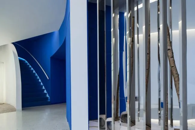 BIM Architecture | Twelve Lines of Poetry Hidden in Space: By JOVE Flower Shop/Mur Mur Lab