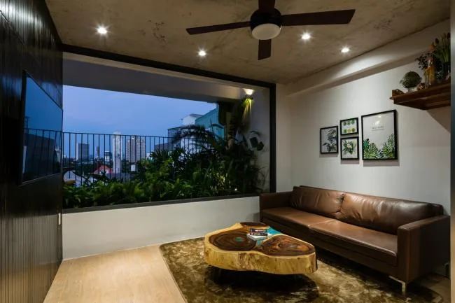 BIM Architecture | Vertical Flower Garden Room Smiling in the Wind/H2
