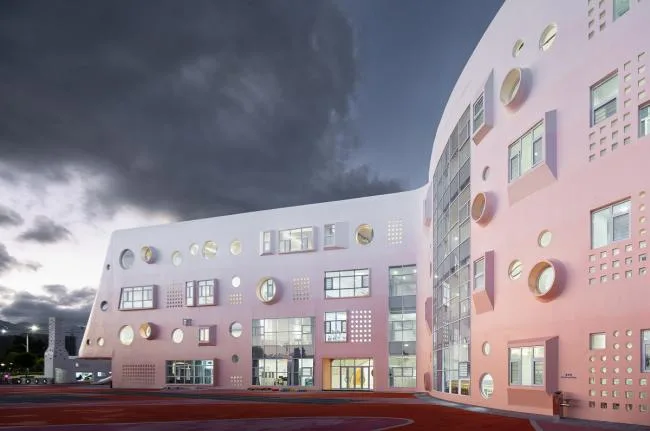 BIM Architecture | A Touchable Utopia, a Realizable Fantasy Country - Candy Fantasy Garden/Xi'an Dika Kindergarten Design Center