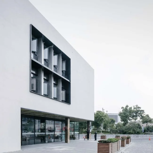 BIM Architecture | Plain Porcelain Tiles, Curve Drawing, Shanghai Shenyao Art Center (Phase I)/Liu Yuyang Architecture Firm
