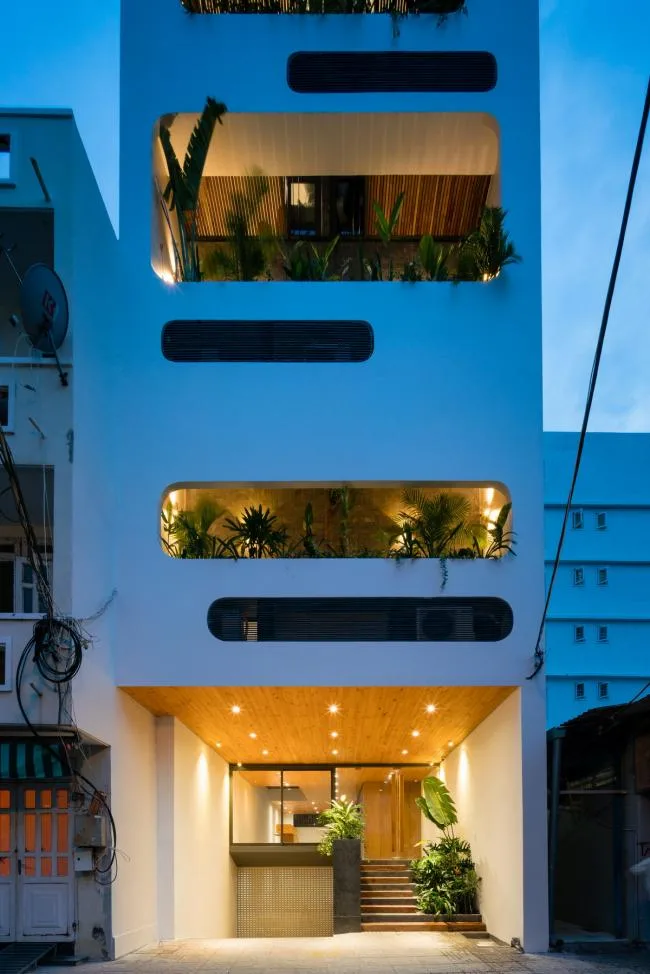 BIM Architecture | Vertical Flower Garden Room Smiling in the Wind/H2