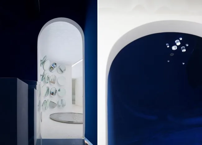 BIM Architecture | Twelve Lines of Poetry Hidden in Space: By JOVE Flower Shop/Mur Mur Lab