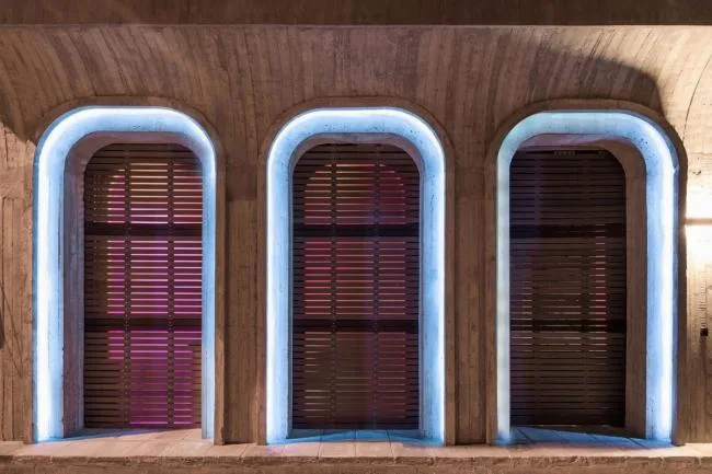 BIM Architecture | Confidential Tavern in Old Beijing Hutongs: Courtyard Reform/IELTS Rui Design Seminar Room